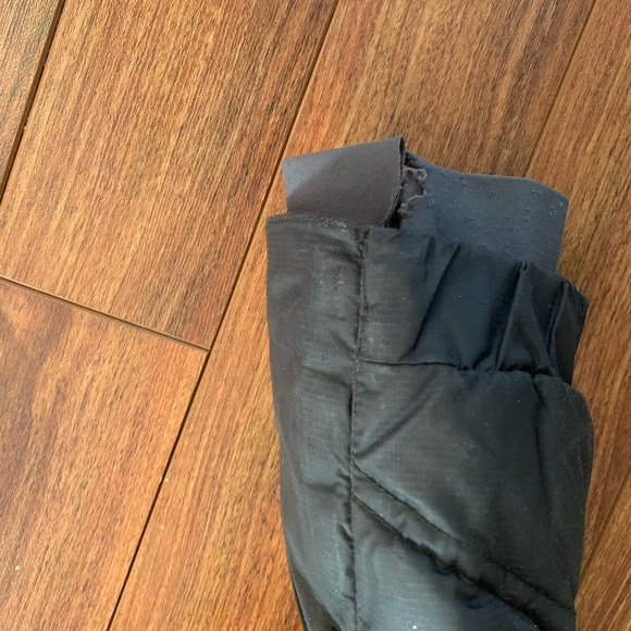 686 Snowboard/Ski Jacket - Picture 5 of 5